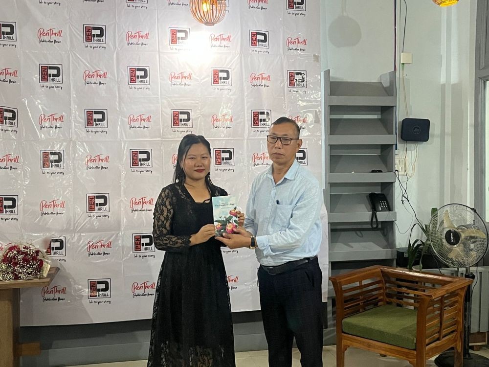 Author, Inakali Achumi along with K Nishena Nykha, Additional Director, Directorate of Higher Education Nagaland during the book launch of “Voices from the Forgotten Village” at Juni Book Cafe, Duncan Basti Dimapur on August 19. (Morung Photo)